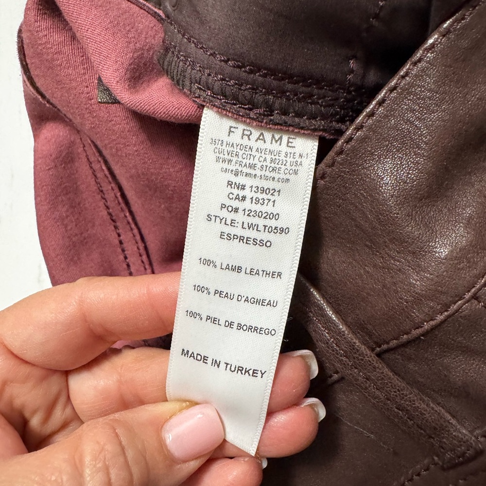FRAME LE SYLVIE SLENDER STRAIGHT LEATHER PANTS. SIZE 30. π€ - Picture 5 of 5